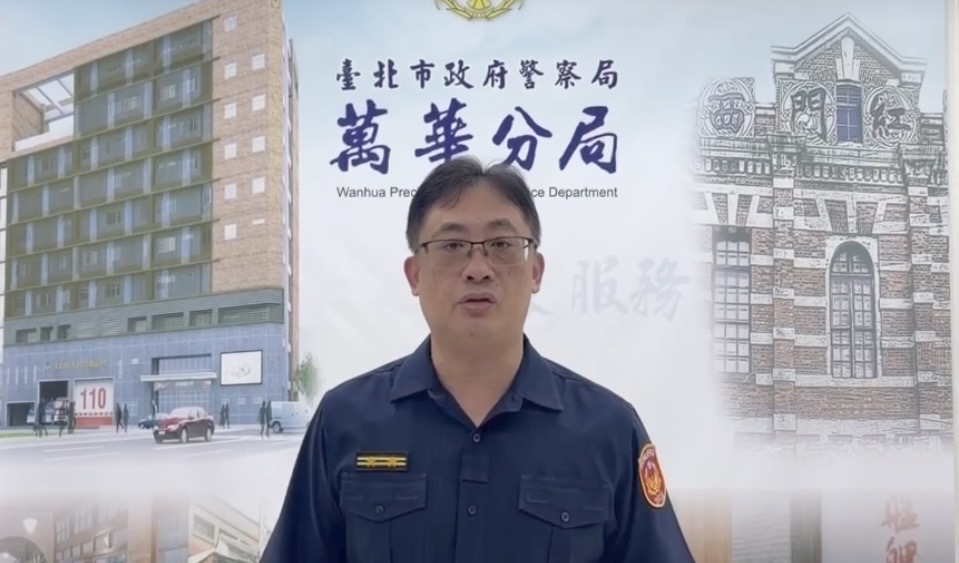 萬華分局龍山派出所所長楊進華案情說明。(圖/記者 趙靜姸翻攝)