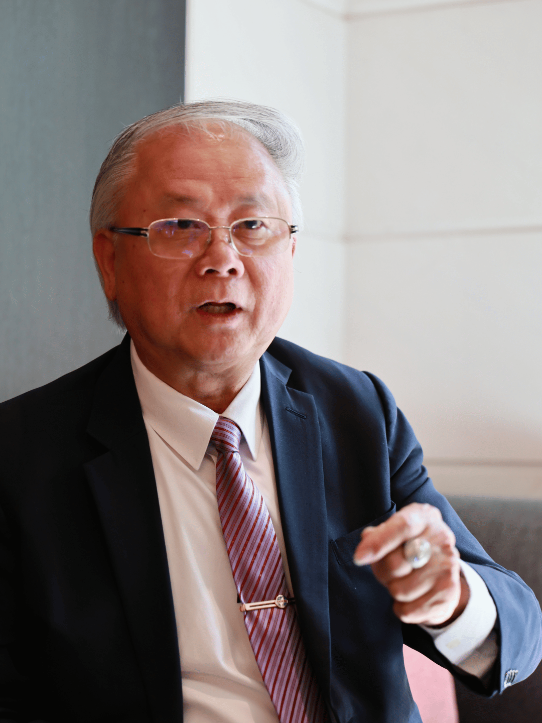 豪門國際開發董事長簡廷在。