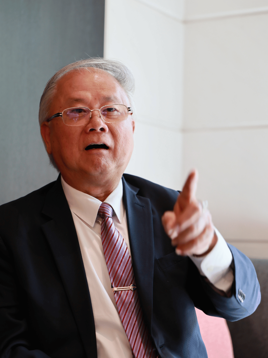 豪門國際開發董事長簡廷在。