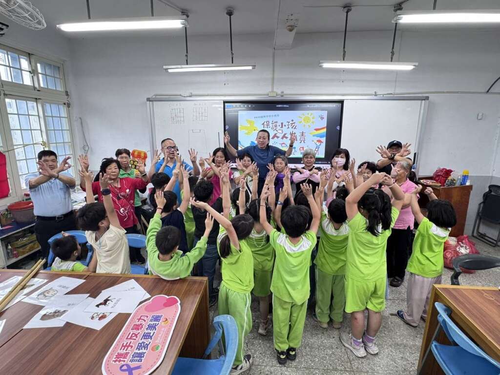 ▲4月30日是「國際不打小孩日」，新竹縣政府響應這項全球倡議，推動「以愛代替責罰」的教養觀念。