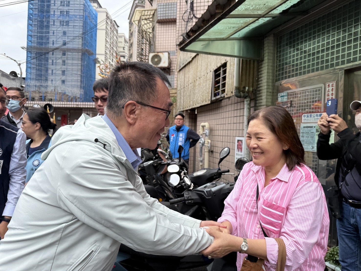 保福宮遶境李四川扶轎參與盛事 支持者比讚力挺 - https://www.watchmedia01.com
