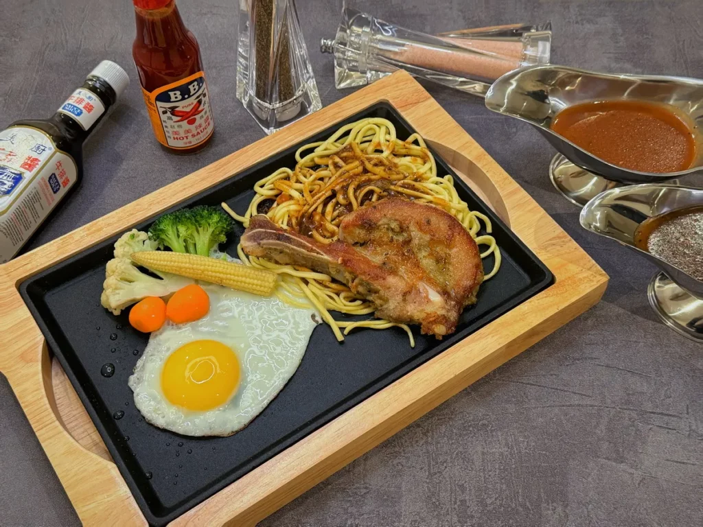 精選排餐-小戰斧豬排
