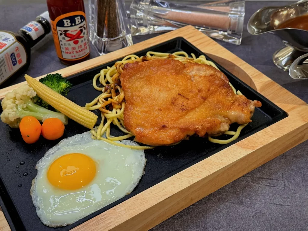精選排餐-嫩煎雞腿排