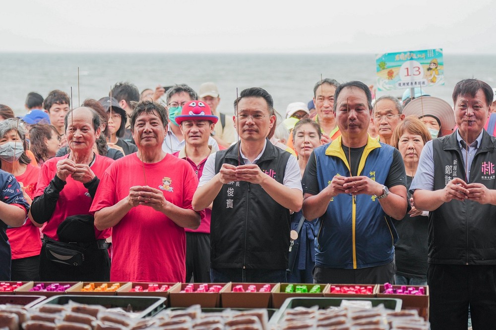 全台唯一石滬媽祖在桃園 蘇俊賓率眾挑福擔傳承百年望海祭儀 218 全台唯一石滬媽祖在桃園 蘇俊賓率眾挑福擔傳承百年望海祭儀 217