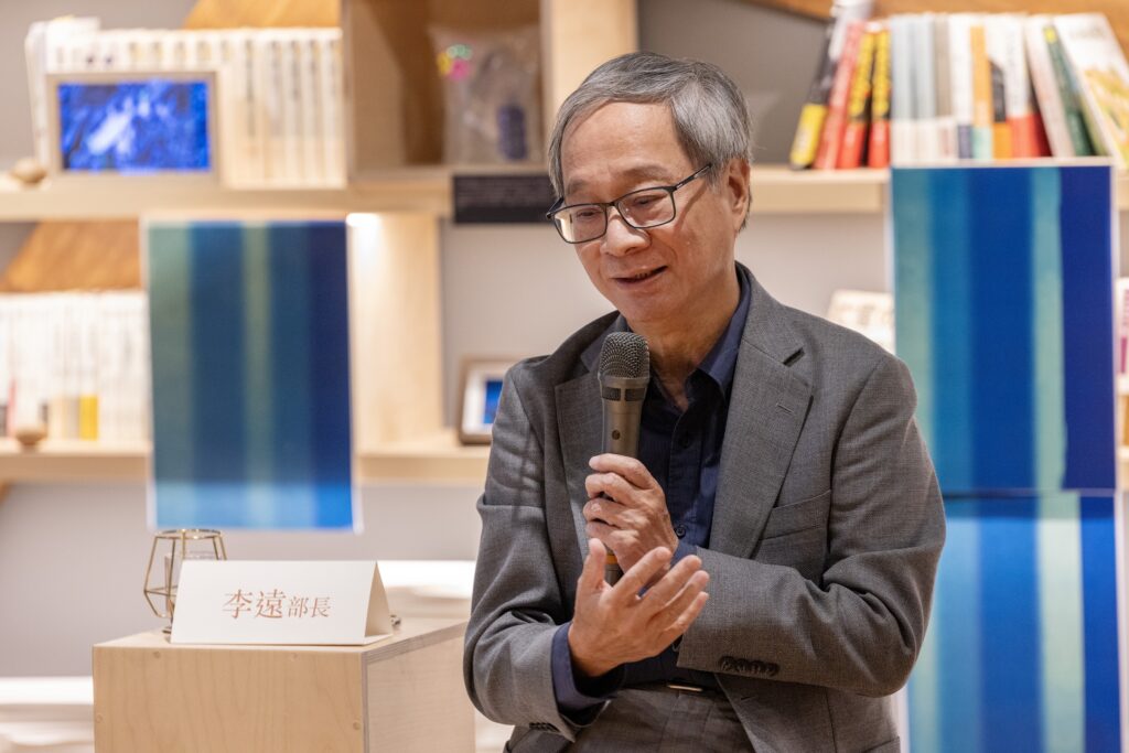 影視編劇學院結業 李遠勉勵學員:在劇本中找回真實自我