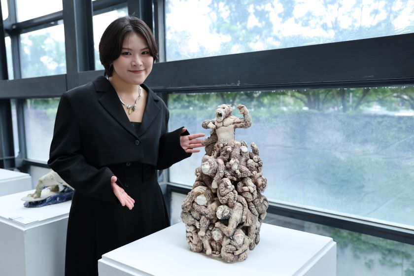 窯火淬鍊十年再出發 金陶獎重啟臺灣陶藝高峰對話 7 《圖說》學生組銀獎林相吟《獸困》。〈陶博館提供〉