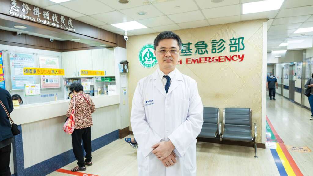 ▲邱俊杰主任指出,懷孕晚期遭遇重大外傷,容易引發「胎盤早期剝離」,處置需跨科團隊合作,非單一科別可完成。(圖/彰化基督教醫院提供)