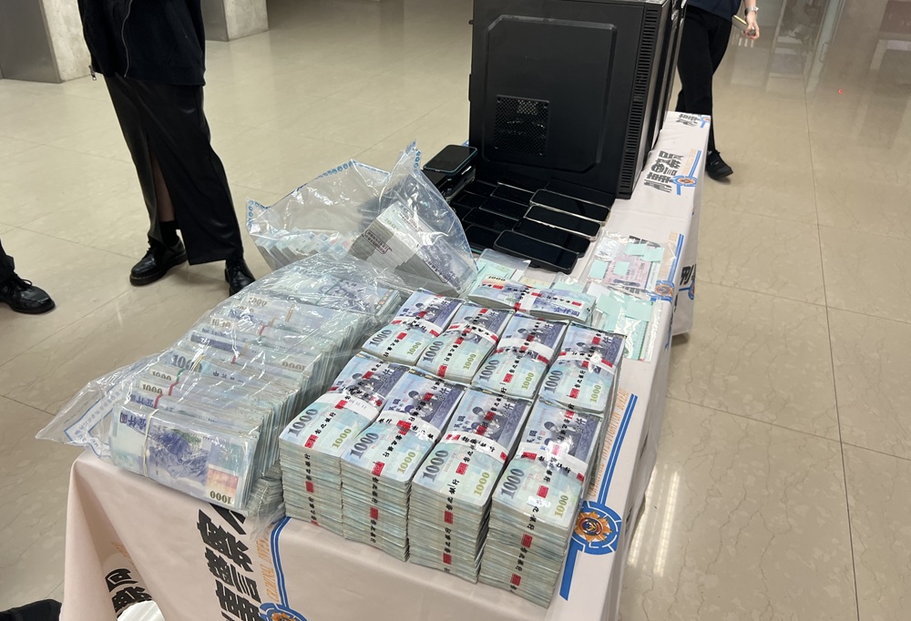 涉以博奕遊戲點數洗錢 強力掃蕩非法金流逮30人 203 cnews204260505a09