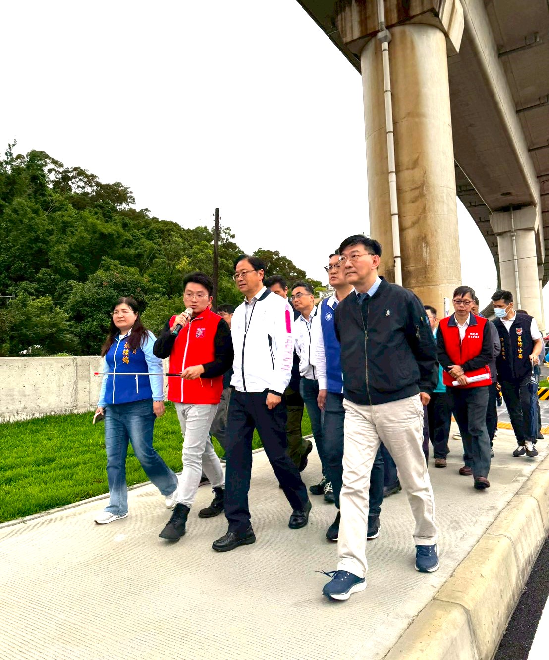 斥資1.7億!蘆竹A11赤塗路新闢道路通車 發揮整體路網效益 LINE ALBUM 「A11 赤塗路新闢道路工程」完工通車典禮 260505 7 0