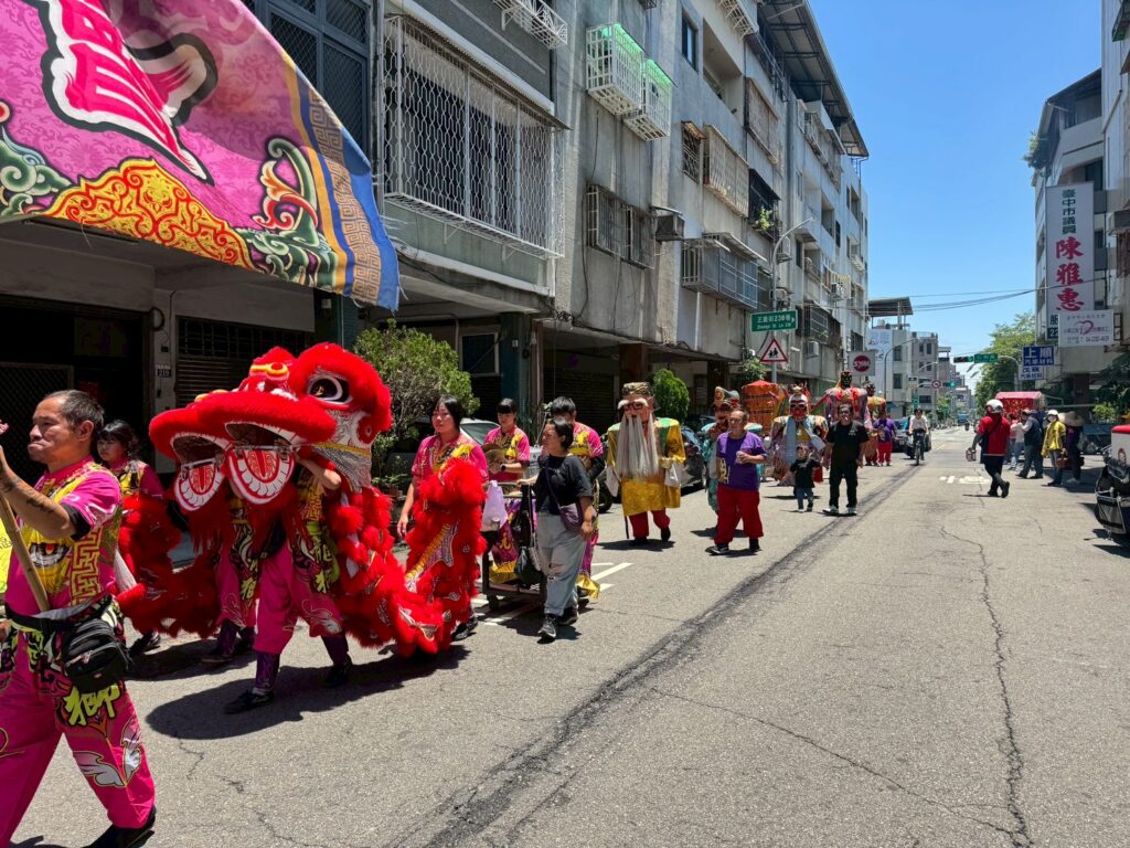 中市國光里福正宮遶境祈福 陳雅惠偕國光里長參選人曾綵希全程參與 20 LINE ALBUM 1150506%E5%AA%BD%E7%A5%96%E7%94%9F%E9%81%B6%E5%A2%83 260506 4 1024x768 1