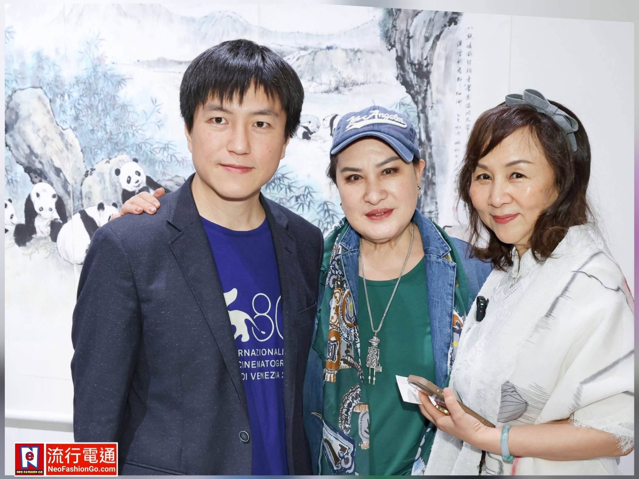 「台灣歌仔戲國寶」楊麗花力挺乾妹黃湘詅 親赴畫展觀展見證新徒弟劉維泰藝術承傳 黃文德、唐玉書、黃秀慧、苗楊傳芳、宣昶有、李俊毅及陳世挺眾名人齊聚 慕舍酒店 喝采恭賀