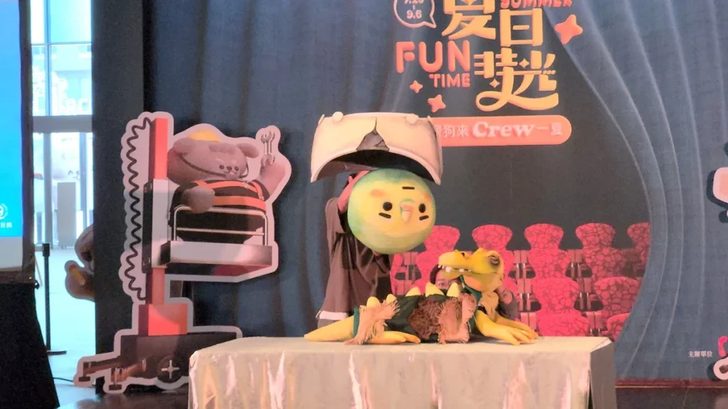 親子節目《月亮找朋友》由無獨有偶工作室劇團與泰國偶戲藝術家Jae跨國合作。(圖/陳惠玲攝影)