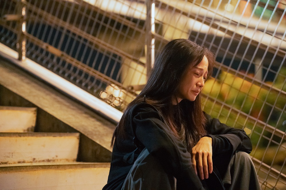 簡嫚書路邊崩潰大哭!《我的意外父母》飆演技 陳文山被她騙走眼淚 ouiu