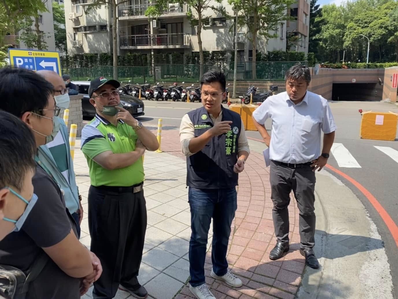 桃園龜山這條路變平了!李宗豪成功爭取經費改善 489992173 1215592527242836 7324824162384581953 n