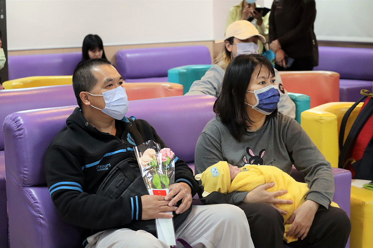 部桃助高齡婦喜迎新生 母親節圓夢