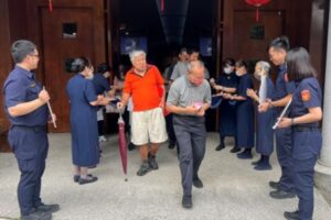 浴佛淨心護平安 童畫添彩學交安 內湖警深入宣導 防衛意識深民心 58 MEITU 20260507 081318109 300x200 1