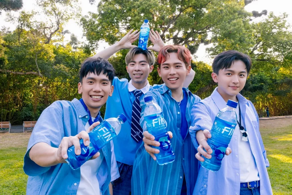 理想混蛋團員分享，面對緊湊行程，「補水」是維持表演最佳狀態的重要元素。