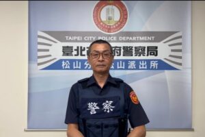 男子毒效發作倒臥派出所前 松山警即時關心意外查獲毒品 38 %E5%90%B3%E5%BD%AC%E6%9D%BE 300x200 1