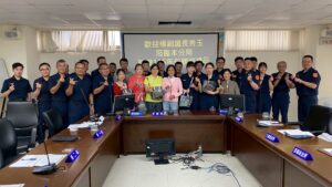 警友辦事處暖心送愛 母親節前夕慰勞警察同仁 59 1778233423533 300x169 1