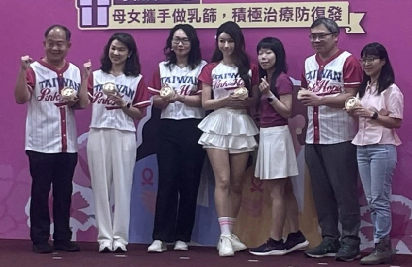 乳癌早篩早治降復發風險