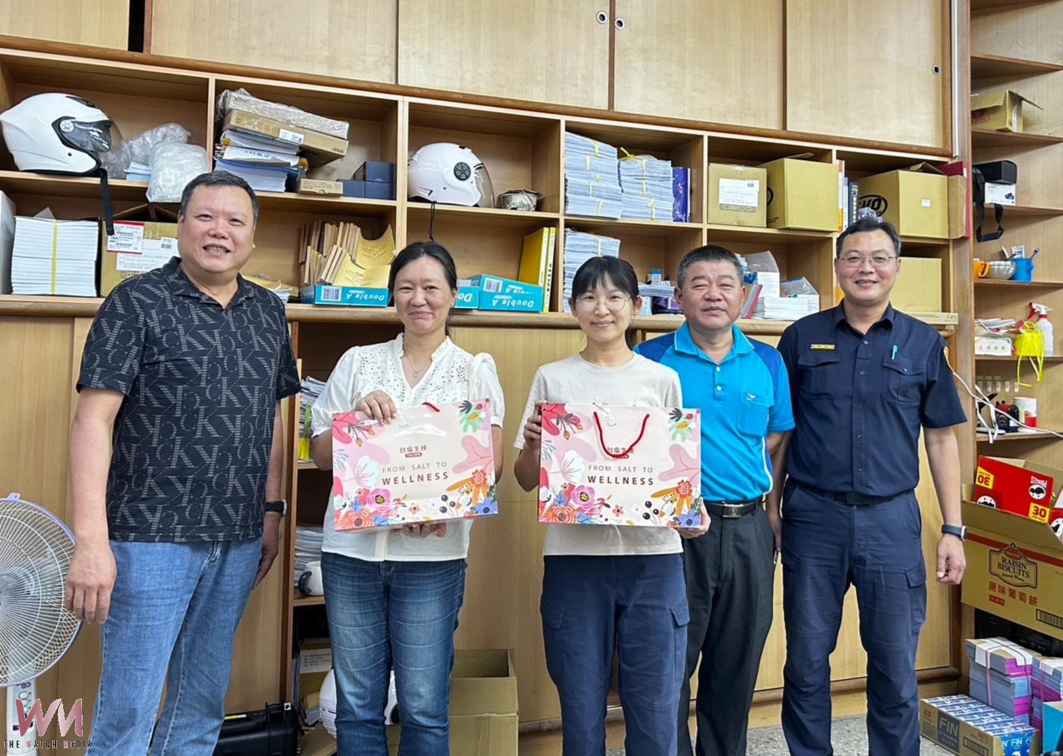 母親節前夕送暖 北港警友辦事處感謝警察媽媽送祝福 - https://www.watchmedia01.com
