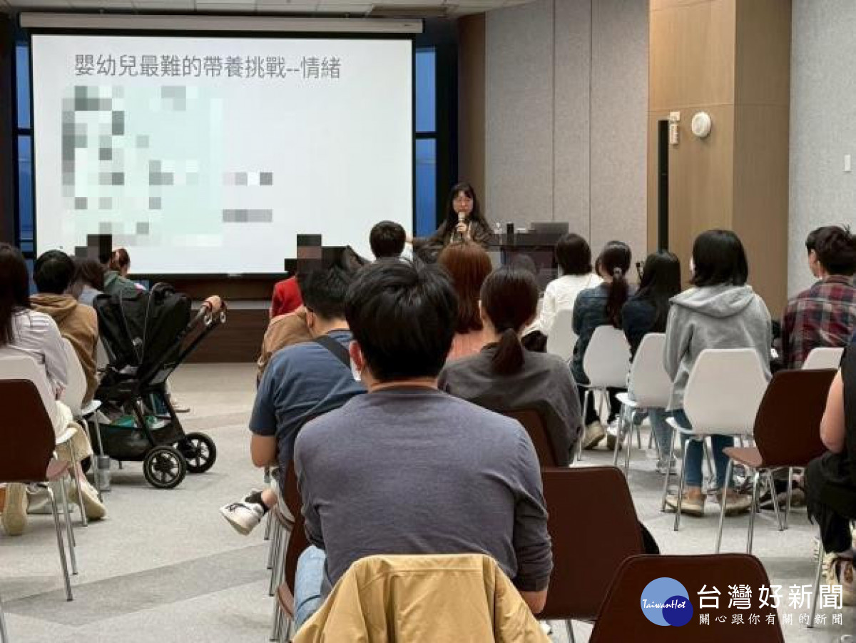 家庭教育中心時常舉辦講座，協助家長。圖為資料照。