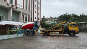 世新大學水泥車碰撞禮堂建築物一案 61 1778322679922 300x169 1