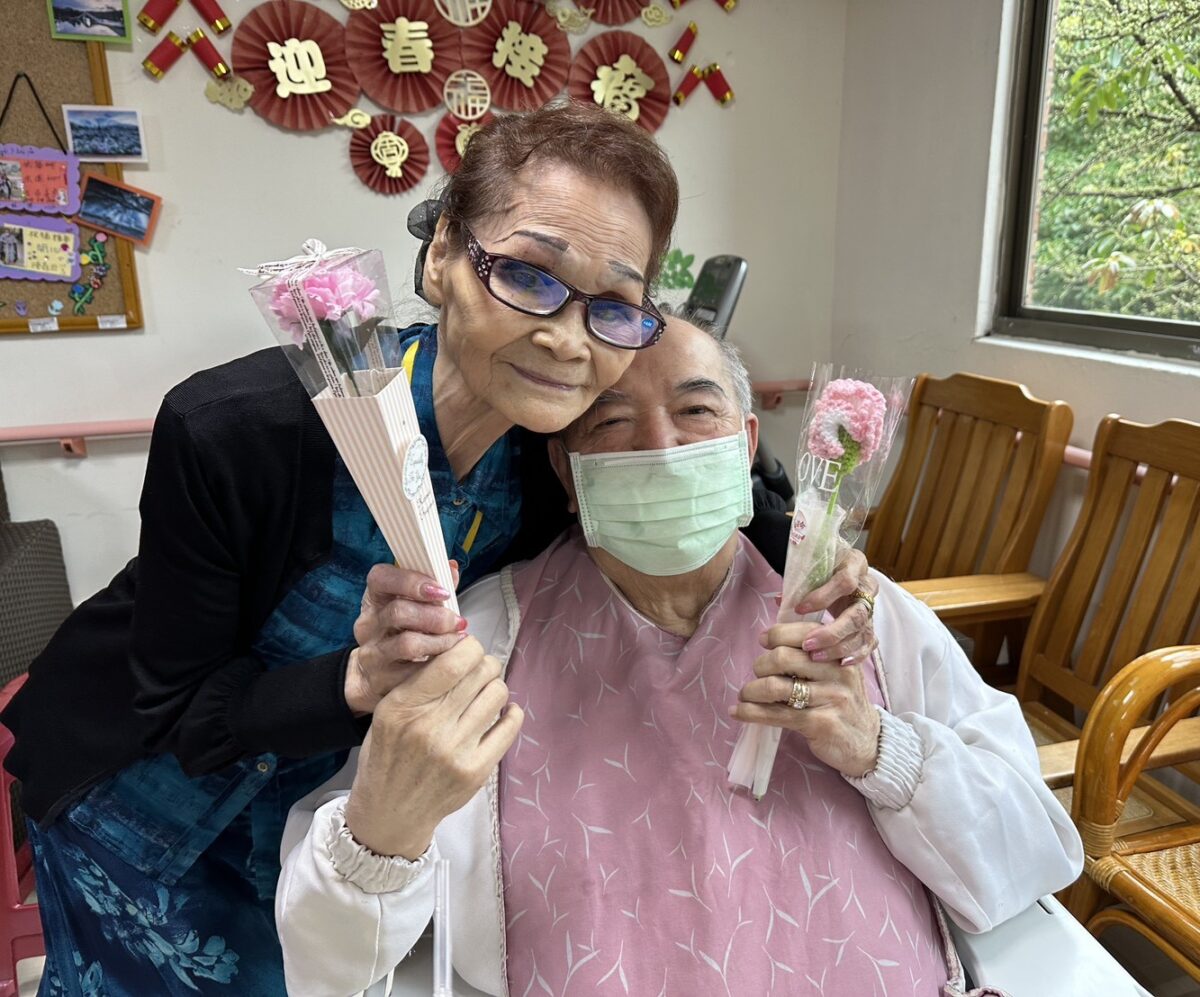 八德社大琴聲傳愛 北榮桃園護理之家溫馨慶祝母親節 S 227033110 0