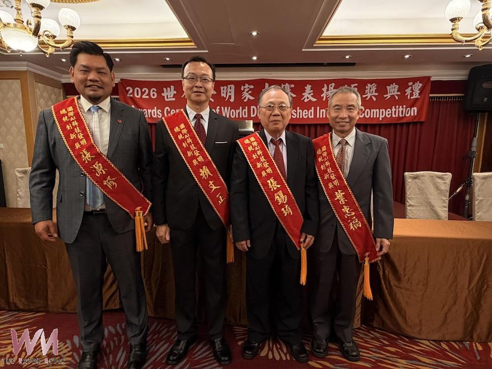 國際AI科技發明總統創新獎-獲獎者張源修(左起)、賴文正、張錫琦、葉忠福。(圖/記者/陳惲朋 翻攝)