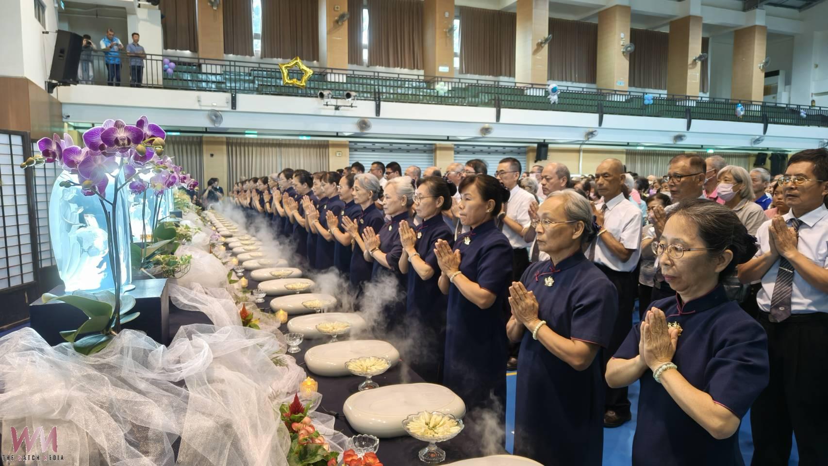 (有影片)/長輩一句「很有福氣」 讓慈濟浴佛感念佛恩與母恩 - https://www.watchmedia01.com