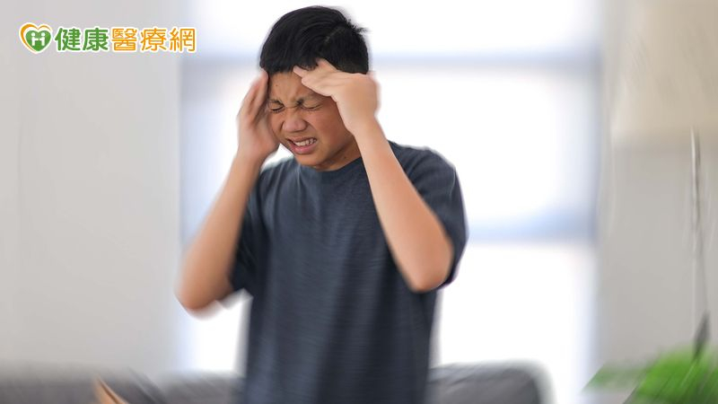 演唱會突發癲癇竟是罕病 醫揭「MOGAD」警訊:視線異常、抽搐別輕忽