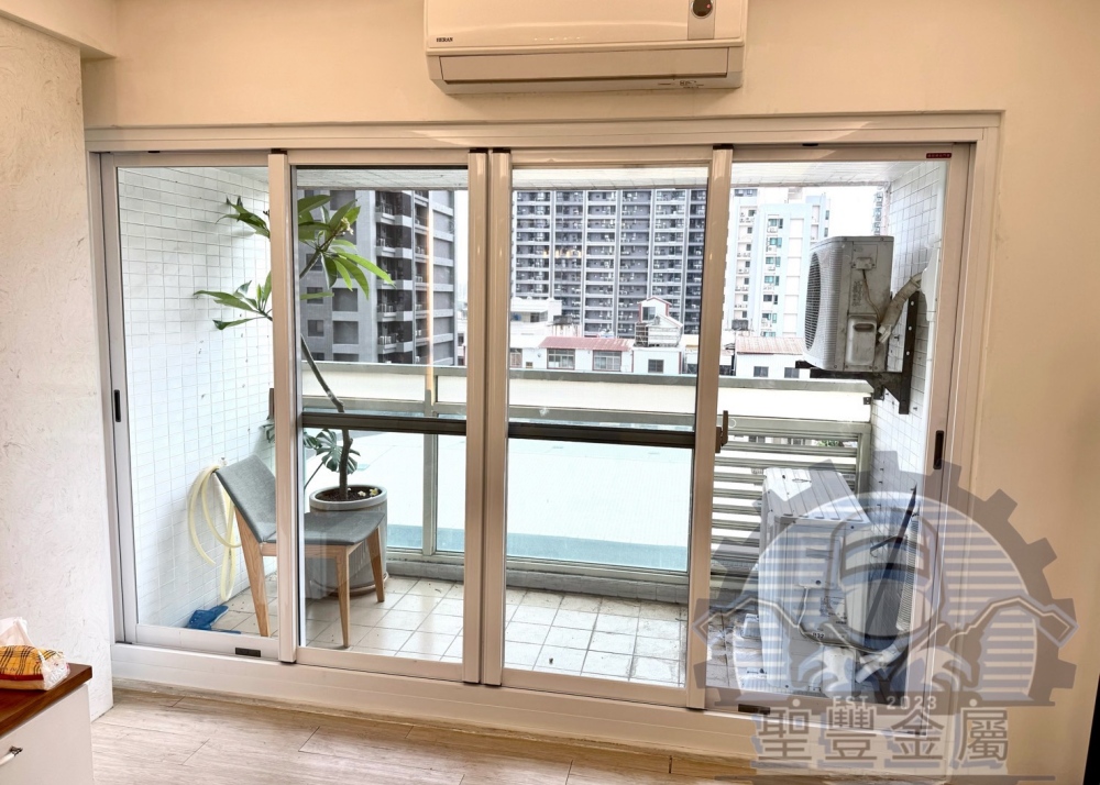 高雄隔音氣密窗市場變化 消費者開始重視長期使用穩定度 46 01%E9%AB%98%E9%9B%84%E9%9A%94%E9%9F%B3%E6%B0%A3%E5%AF%86%E7%AA%97%E5%B8%82%E5%A0%B4
