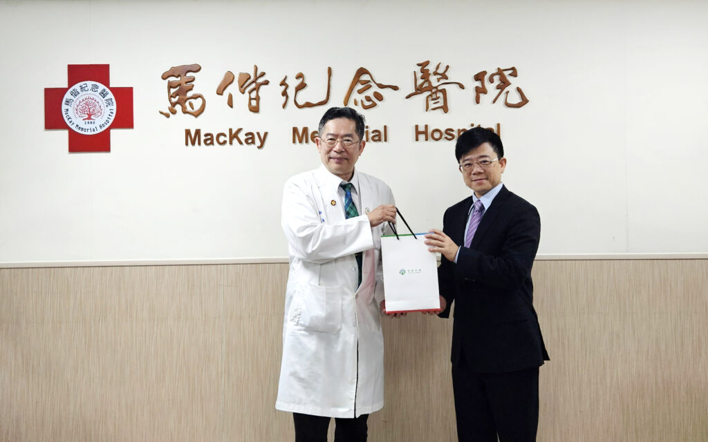 國民法官審判更重視量刑前評估 司法院赴馬偕交流精神鑑定機制 32 %E5%8F%B8%E6%B3%95%E9%99%A2%E5%88%91%E4%BA%8B%E5%BB%B3%E4%BE%86%E8%A8%AA%E7%94%B1%E9%A6%AC%E5%81%95%E7%B4%80%E5%BF%B5%E9%86%AB%E9%99%A2%E7%B8%BD%E9%99%A2%E9%95%B7%E5%BC%B5%E6%96%87%E7%80%9A%E5%B7%A6%E8%87%B4%E8%B4%88%E6%96%87%E5%89%B5%E7%A6%AE%E7%89%A9%E7%B5%A6%E5%88%91%E4%BA%8B%E5%BB%B3%E5%BB%B3%E9%95%B7%E8%A8%B1%E8%BE%B0 1024x640 1