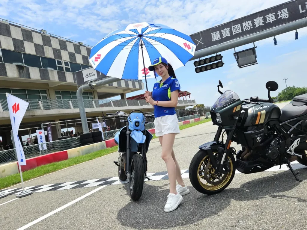 SUZUKI DR-Z4SM 全台首發滑胎賽道體驗日登場