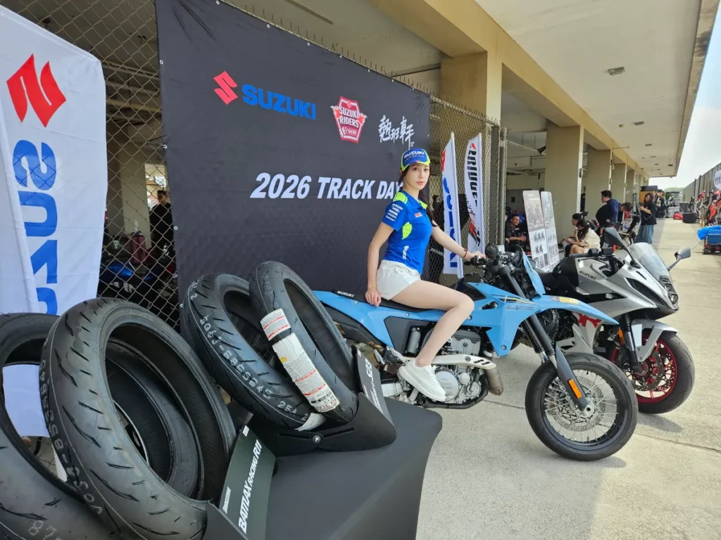 SUZUKI DR-Z4SM 全台首發滑胎賽道體驗日登場