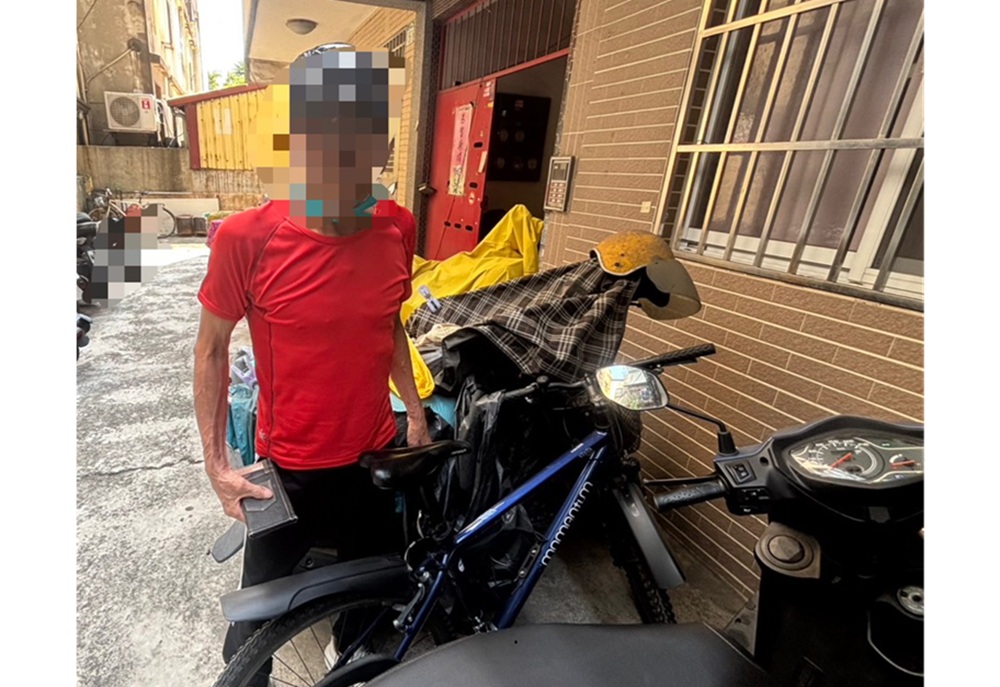 換騎高價單車 警調監視器一路追人72歲涉竊男落網 193 cnews204260511a04