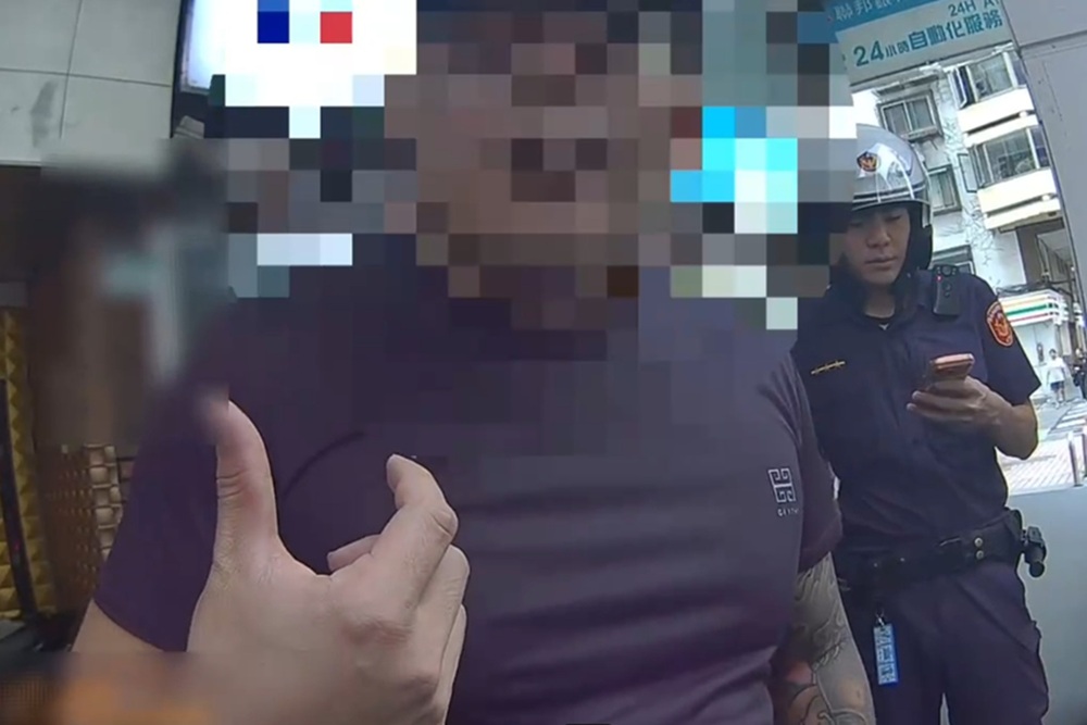 為母勸弟回家 姊男友涉街頭追逐還亮刀恐嚇 204 cnews204260511a17