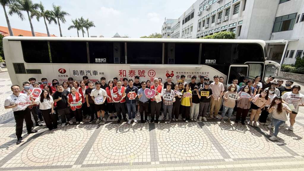 ▲建國科技大學於今日在師生活動中心前廣場舉辦「校園愛心捐血活動」，不僅展現了校園的愛心凝聚力，也為社會注入了一股清新、溫暖的正能量。（圖／記者林明佑翻攝）