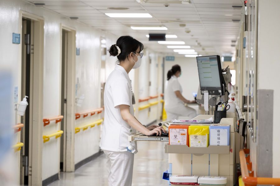 彰基慶祝護師節 強調113年至115年間三班護病比7.6已達標