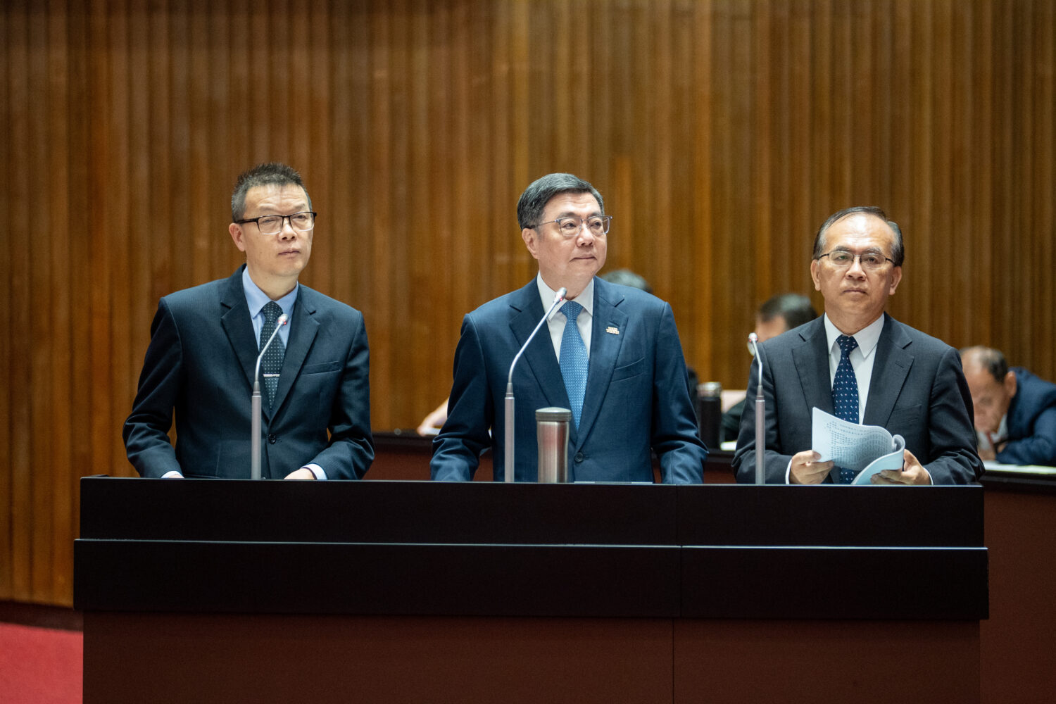 卓榮泰回應葛如鈞質詢,行政院將於兩個月內就整合支付方向進行研議。(圖/葛如鈞國會辦公室)