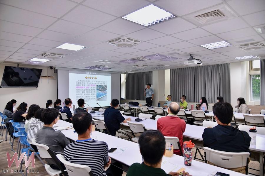 林鐵處為強化廉潔與採購品質,特邀李金松老師擔任講座,辦理「政府採購法實務探討宣導研習」。(圖/林鐵處提供)