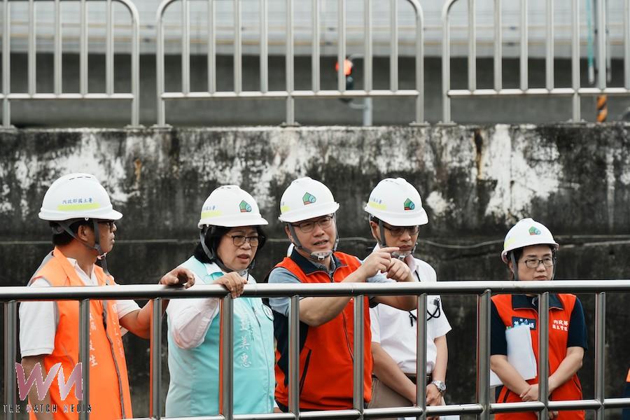 王美惠立委為強化嘉義市整體防洪韌性,11日再邀國土署署長蔡長展會勘,持續爭取嘉義市治水與防洪建設經費與改善工程。(圖/王美惠立委服務處提供)