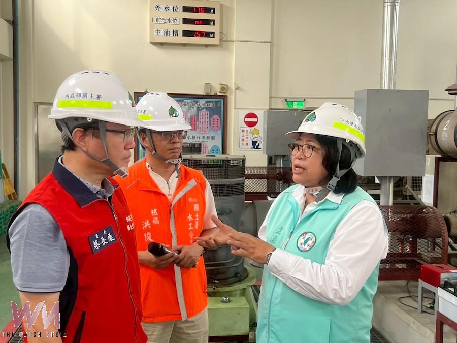 王美惠立委為強化嘉義市整體防洪韌性,11日再邀國土署署長蔡長展會勘,持續爭取嘉義市治水與防洪建設經費與改善工程。(圖/王美惠立委服務處提供)