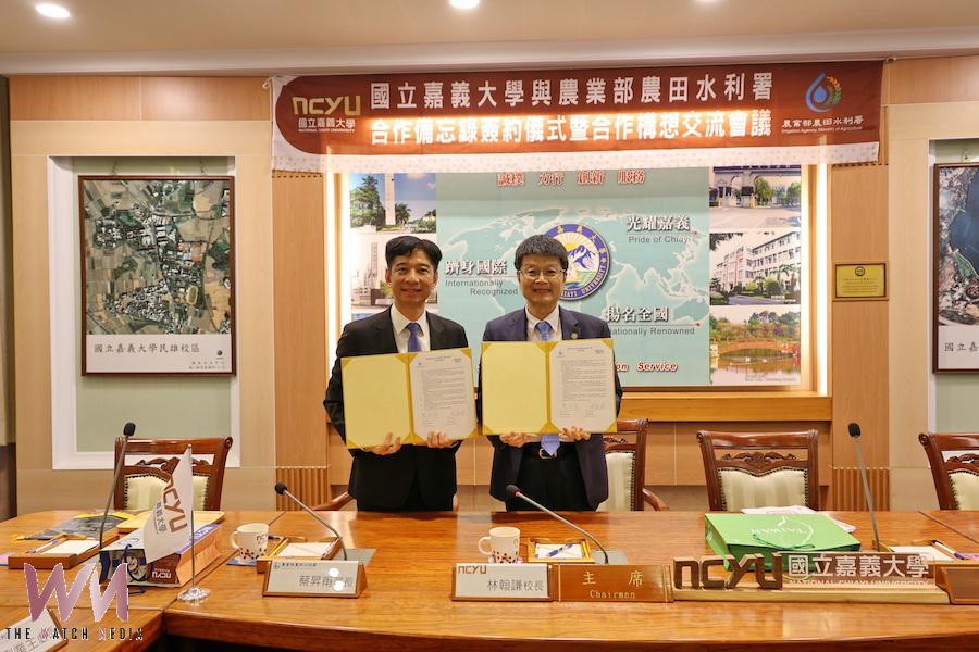 嘉大與農水署簽備忘　啟動光電球場、智慧農業與綠領人才計畫