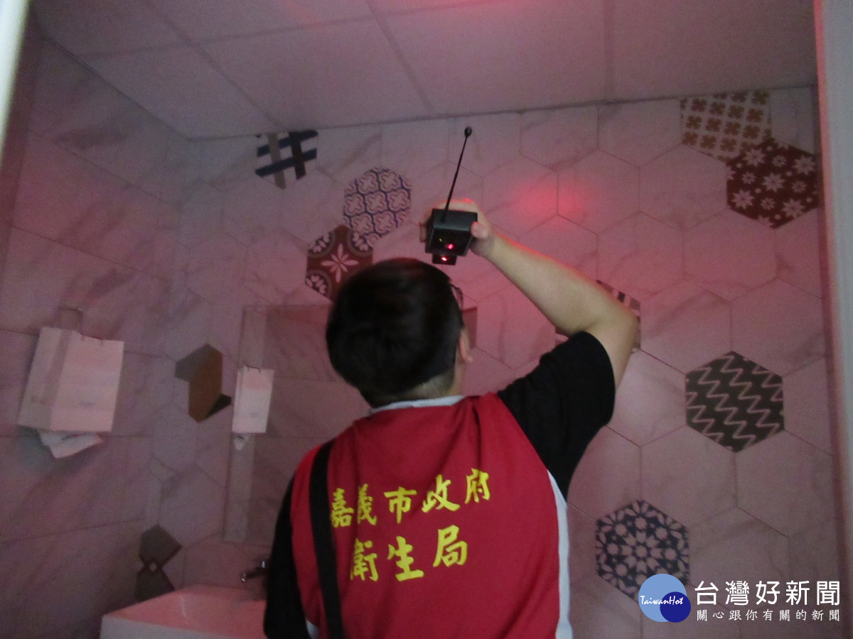 嘉義市政府今（13）日持續針對轄內醫療機構進行反偷拍專案查察/嘉義市府提供