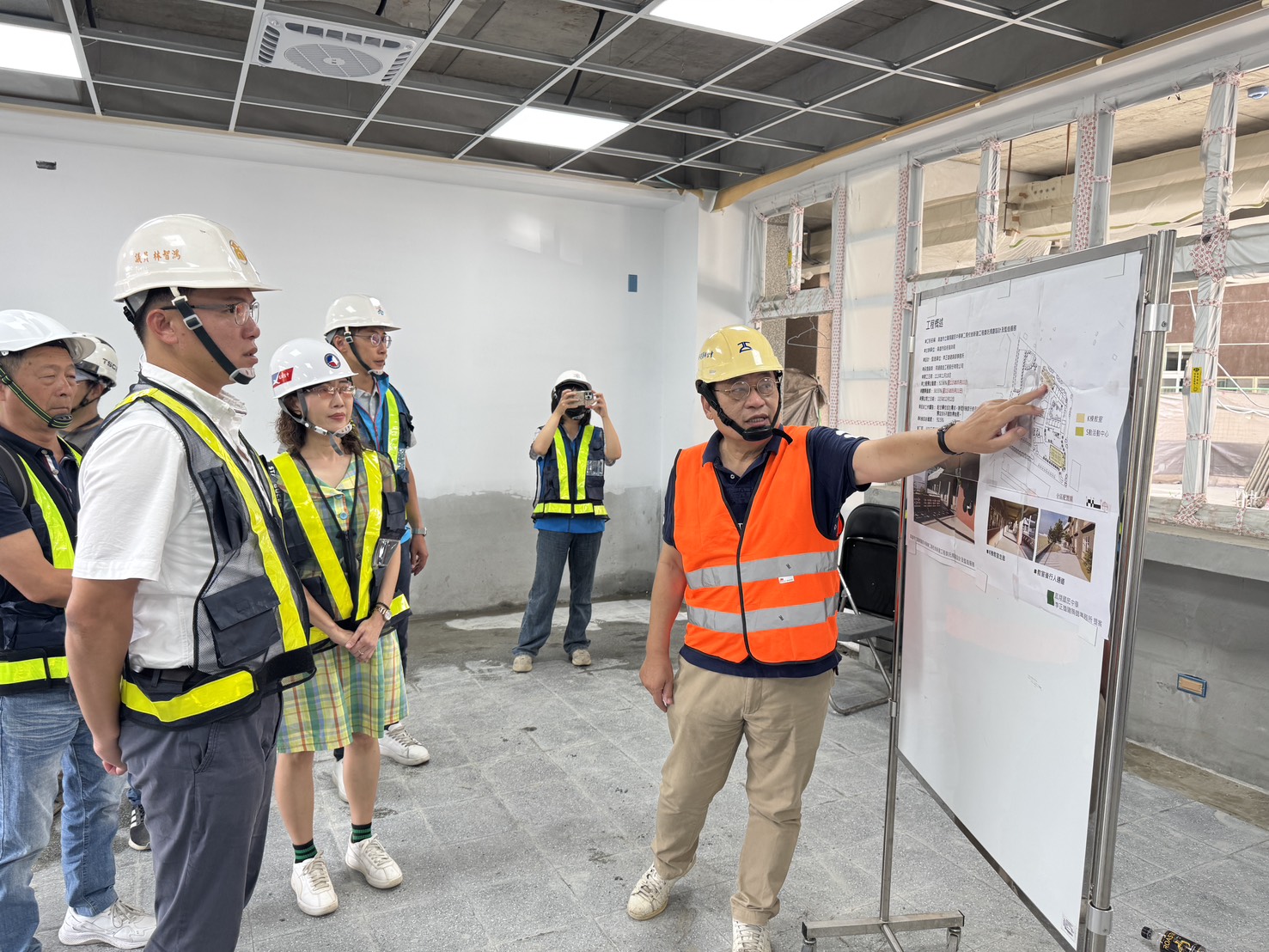 中東戰事導致物價上揚 林智鴻喊話市府:鳳翔國中新建工程要走完最後一哩路 186 中東戰事導致物價上揚 林智鴻喊話市府:鳳翔國中新建工程要走完最後一哩路 185