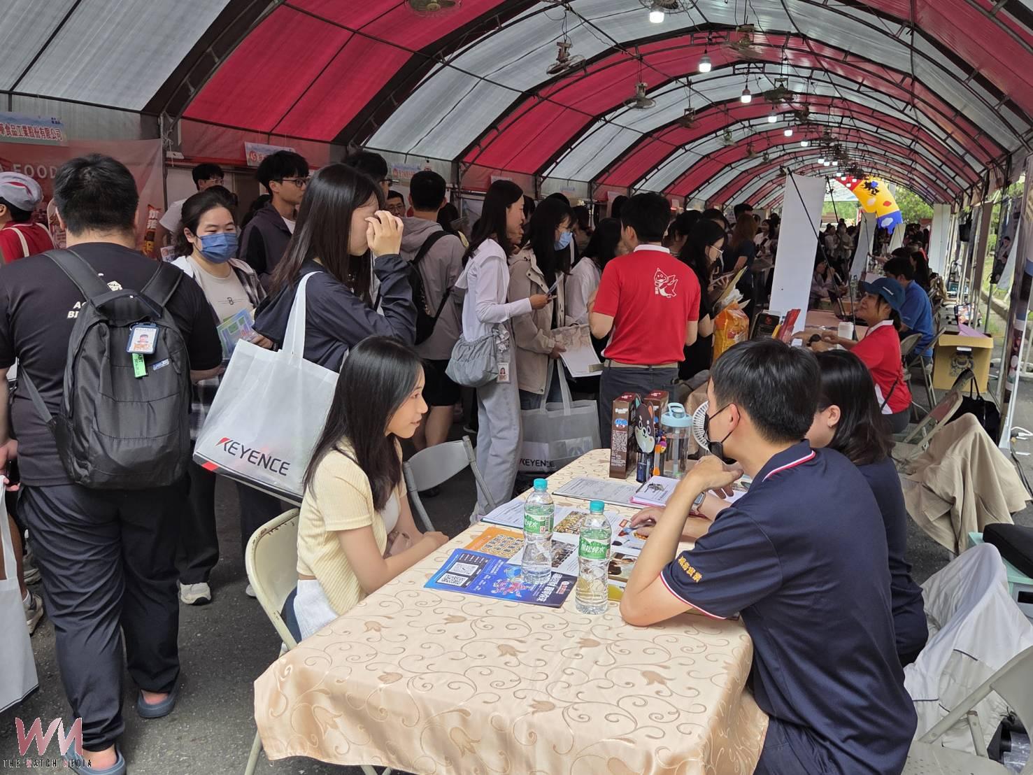 AI產業求才若渴　嘉大徵才博覽會釋多元職缺 - https://www.watchmedia01.com