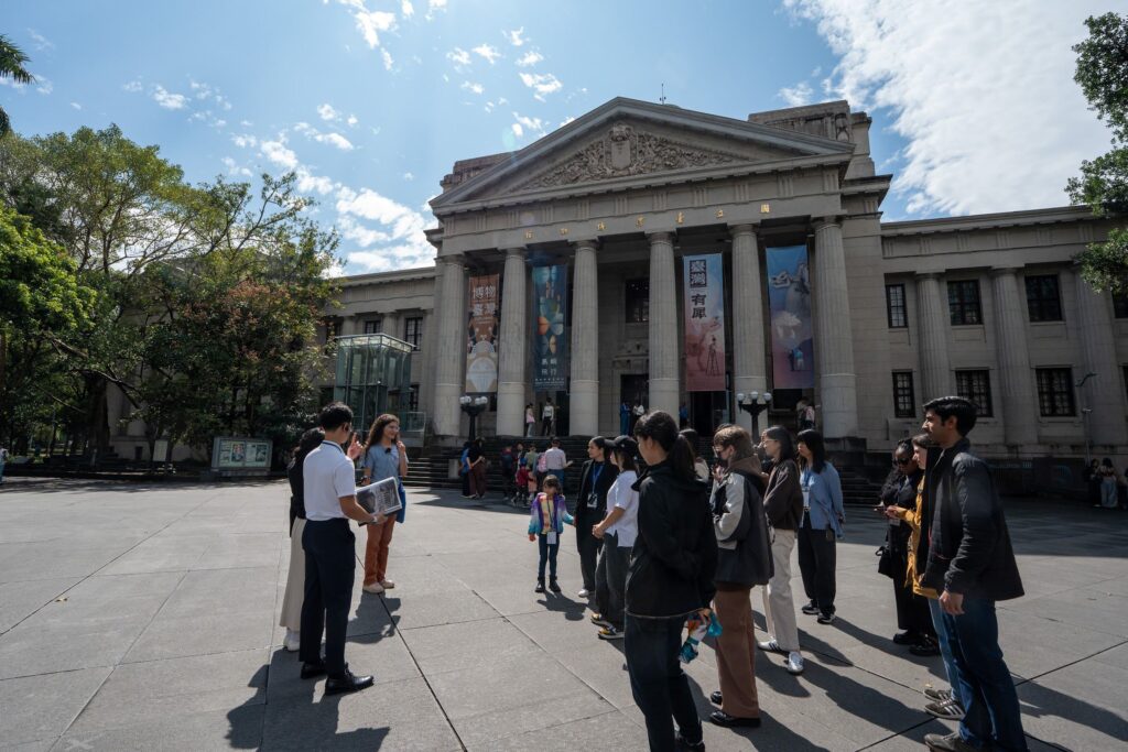 518臺博館全館免票 不只看展!還有英語走讀、野望影展與青年跨文化導覽 47 e64fb030 eb7a 4a15 8fee 198dc408bff6 1024x683 1