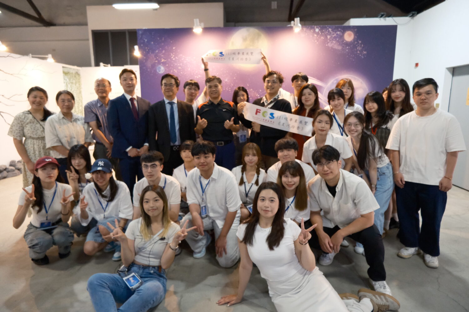 科學與美感交會 高醫大香粧系畢展《星河拾香》駁二登場