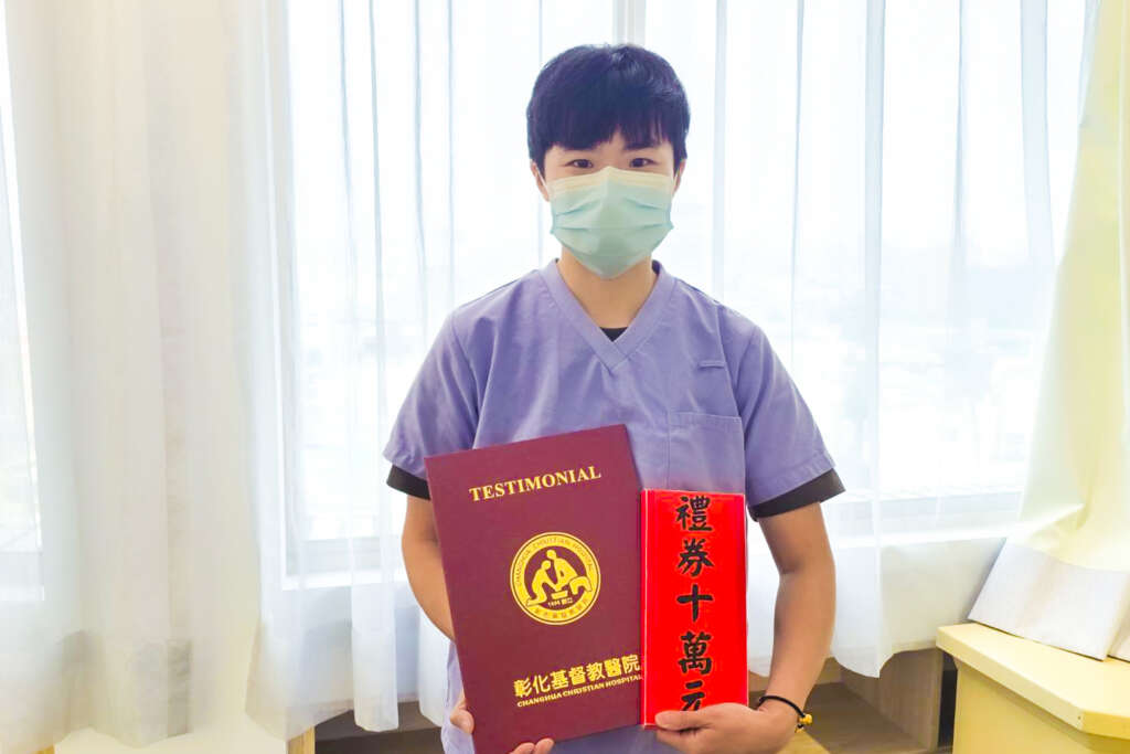 ▲彰基影像醫學部謝姓放射師,在意外發生瞬間奮不顧身保護病患,勇氣令人敬佩。(圖/彰化基督教醫院提供)